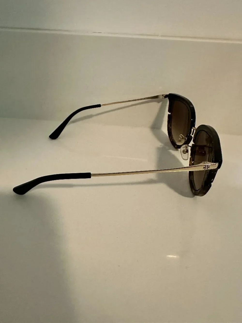 Tory Burch Cat-Eye Sunglasses Black Tortoise Brown Gradient Never Worn